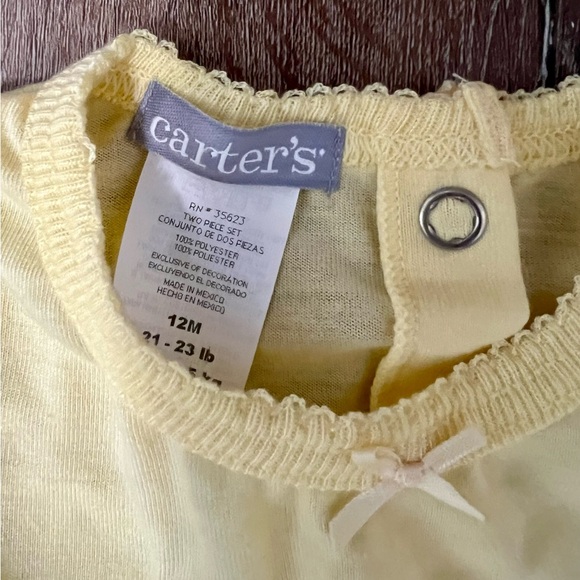 Infant Girls Two Piece Footed Pajamas by Carter’s SZ 12 Months - Picture 2 of 9